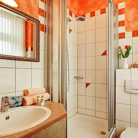 Stadthotel Detmold Buitenkant foto